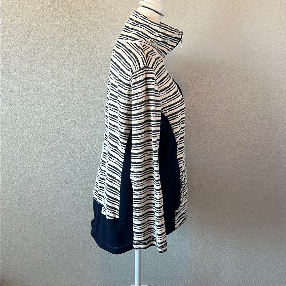 Ruby Rd Textured Striped Quarter Zip Blue Size Medium - Picture 2 of 9